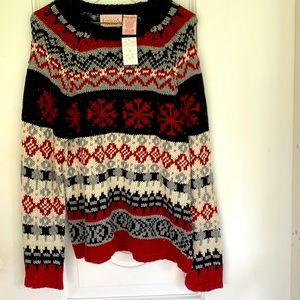 Basic Editions Holiday Sweater NWT. Snowflake print. Black, white and maroon